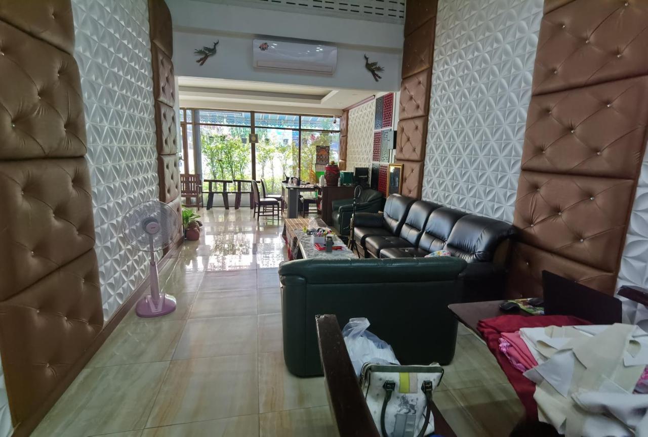 A Lanna Boutique House Hotel Chiang Mai Buitenkant foto